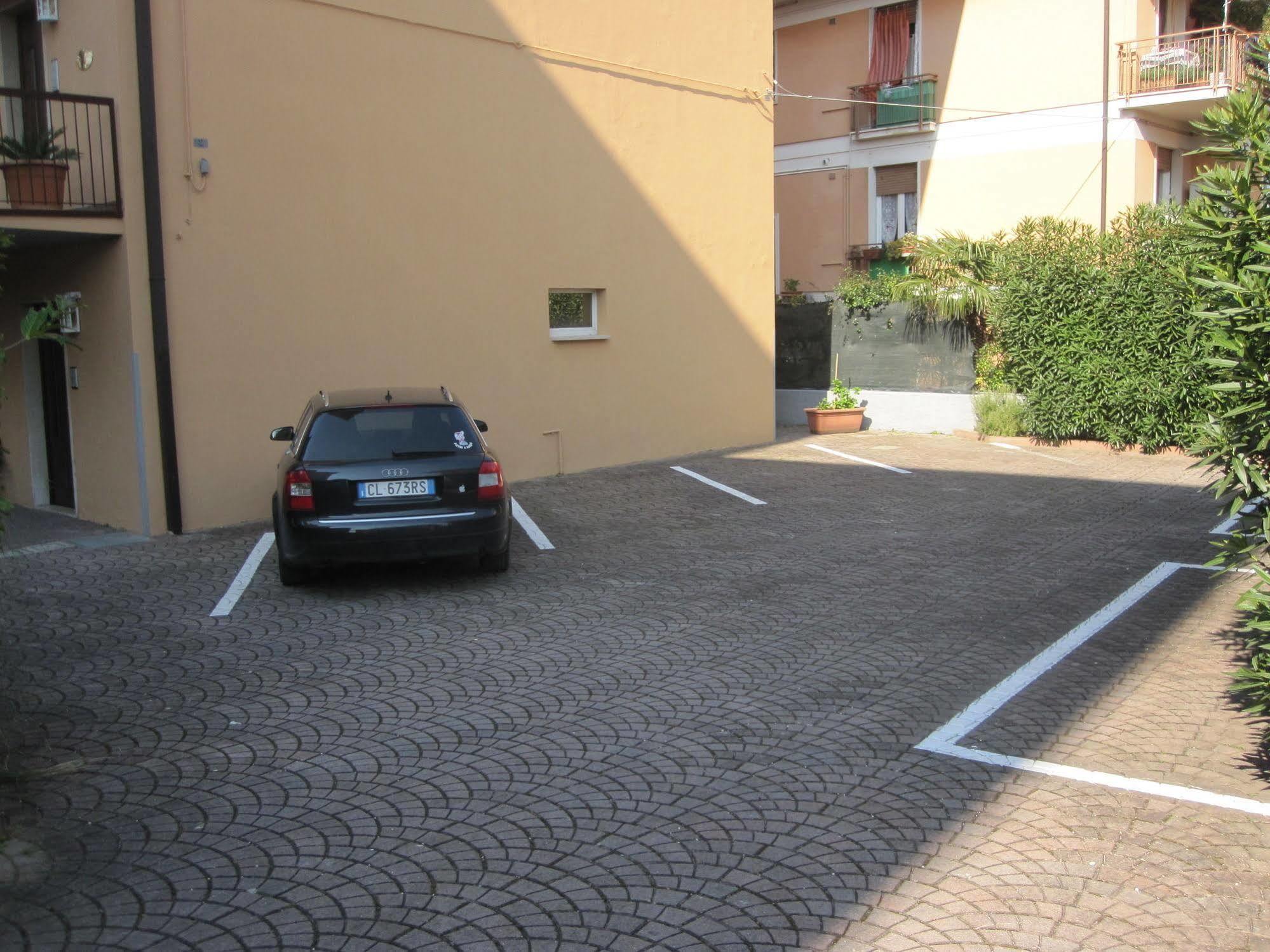 Hotel Benacus Bardolino Exterior foto