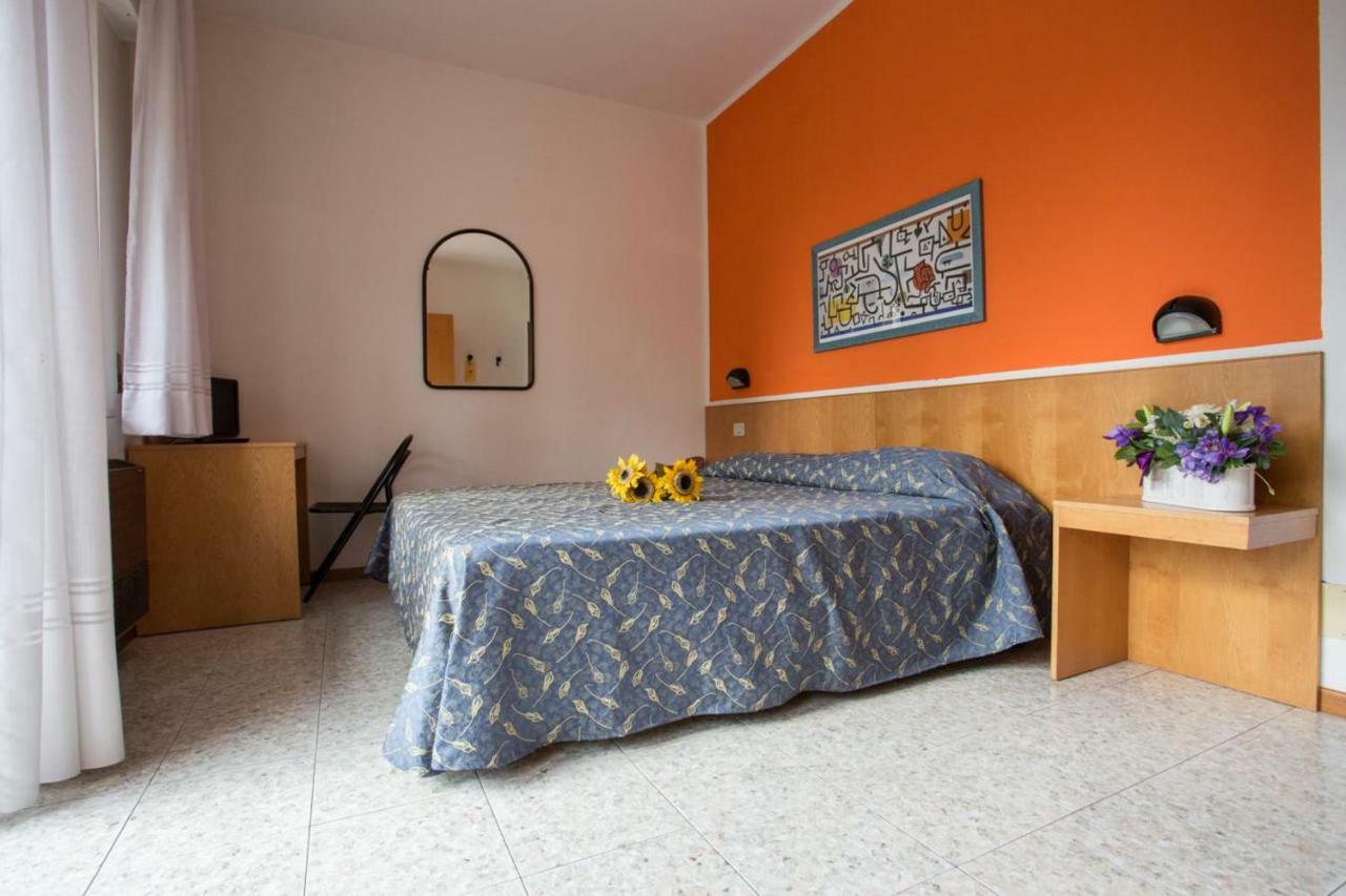 Hotel Benacus Bardolino Exterior foto